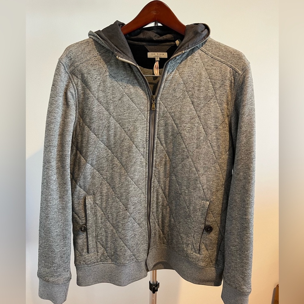 TED BAKER sweater zip up. Great condition & very warm.